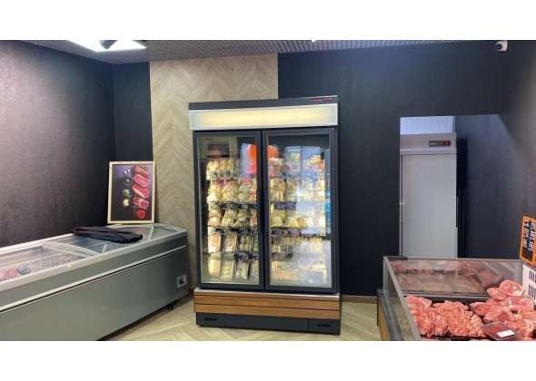 Холодильный шкаф Lida-S с распашными стеклянными дверьми - фото - 35